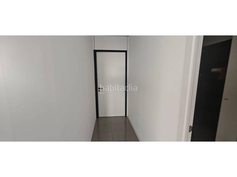 Foto f8f9cc5f-1540-4ec2-8e0b-70eee170eaa6. Alquiler local comercial alquiler de un local comercial en Sant Celoni