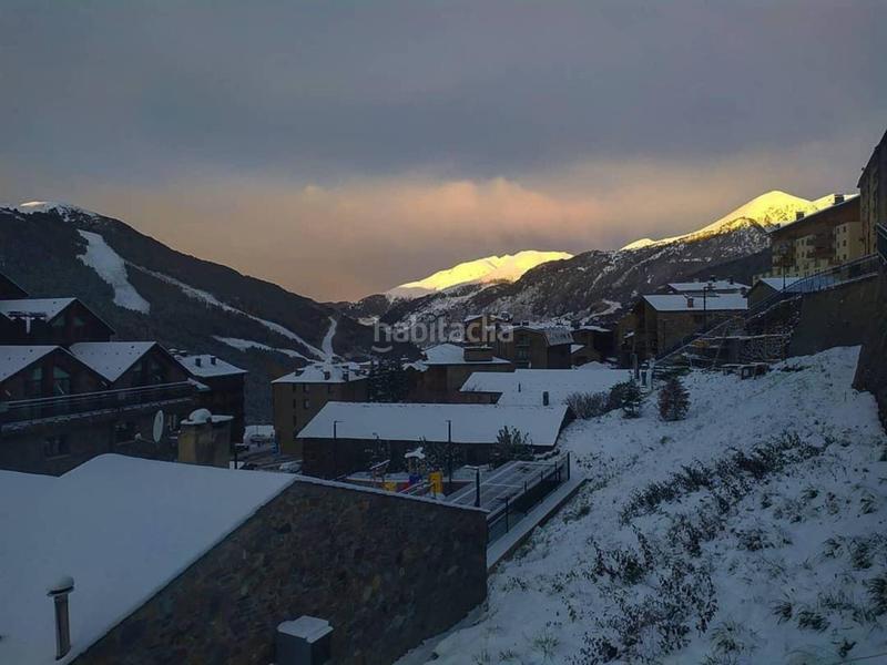 Foto f944b363-28d9-459b-bf2f-9e2b79017441. Piso venta de piso en Soldeu-Incles Canillo