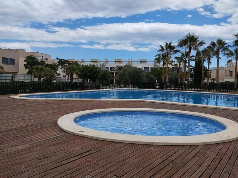 Foto fb6b58bb-bdf8-4c81-b60e-e0eea127993b. Pis amb calefacció aparcament piscina a San Jorge