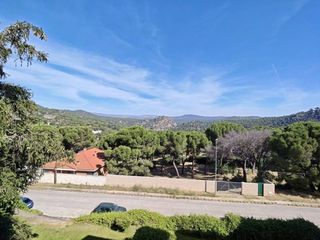 Lloguer Pis  Avenida costa de madrid. Piso en alquiler en san martín de valdeiglesiaspantano de san ju