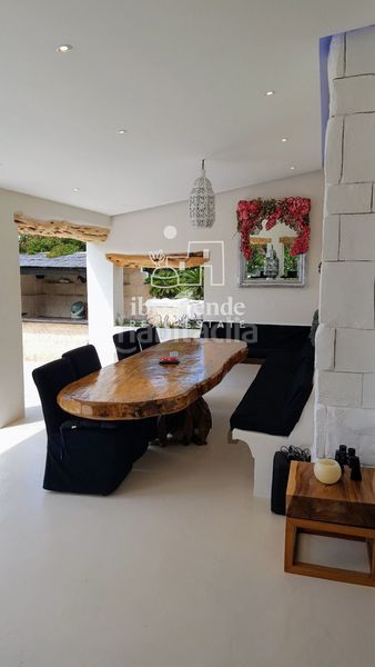 Foto 525880cd-e144-4705-8984-93dac97a0213. Casa amb aparcament piscina a Cap Martinet Santa Eulària