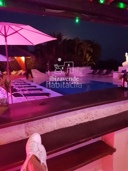 Foto b35bcea8-0e19-4005-b072-155dc5d80bb6. Casa amb aparcament piscina a Cap Martinet Santa Eulària