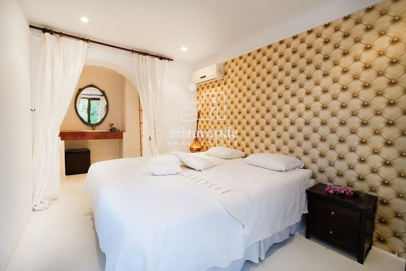 Foto ba91e0b2-e4d5-4011-8c9b-3301ed65e86f. Casa amb aparcament piscina a Cap Martinet Santa Eulària