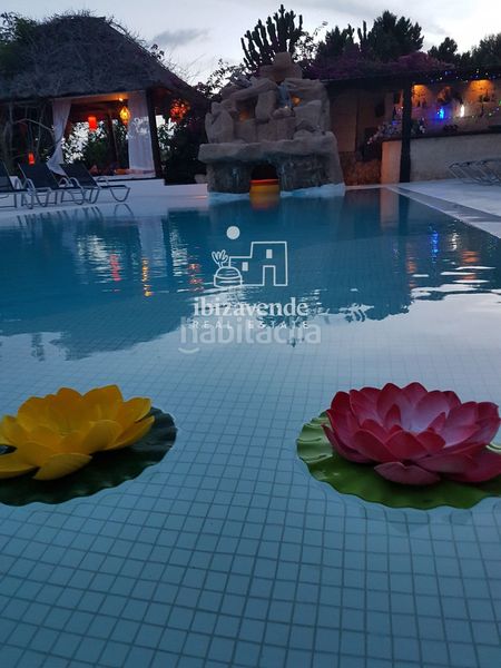 Foto d4ba8db6-afe7-4e83-a50e-a63718720431. Casa amb aparcament piscina a Cap Martinet Santa Eulària