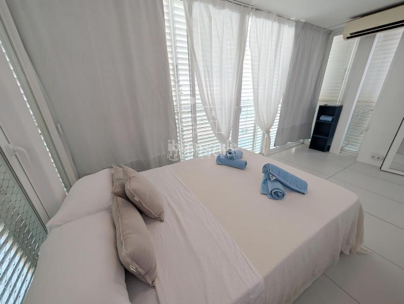 Foto 885fe960-4878-4a77-9112-08c7785393c0. Piso bajo moderno con jardín privado en marina botafoch en Ibiza
