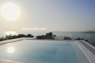 Xalet  Dalt. Dos villas de lujo con magníficas vistas al mar sobre cala moli