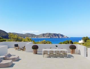 Chalet  Es figueral. Moderna villa con vistas al mar cerca de la playa en el norte de