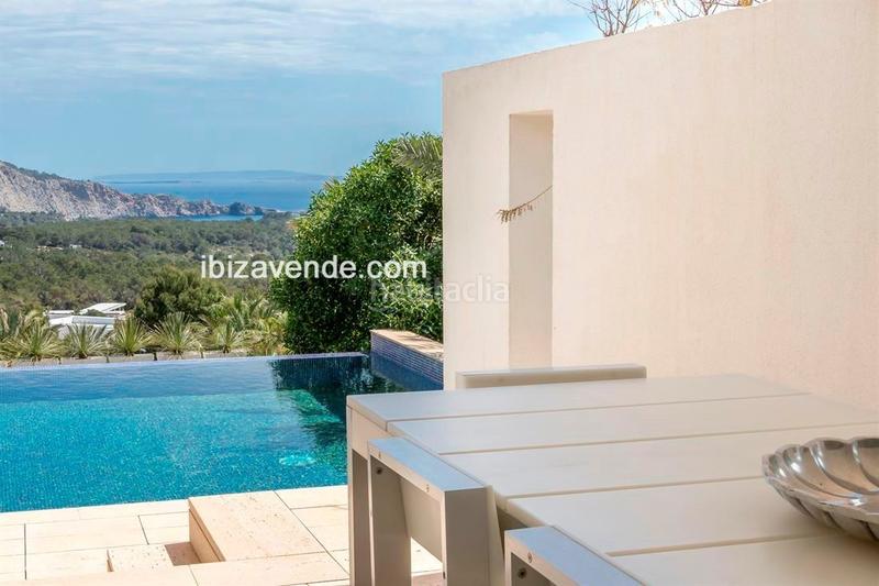 Foto 377b218e-fd2f-4a93-a871-6cfc8af9fa50. Xalet amb aparcament piscina a Sant Agustí-Cala de Bou Sant Josep de sa Talaia