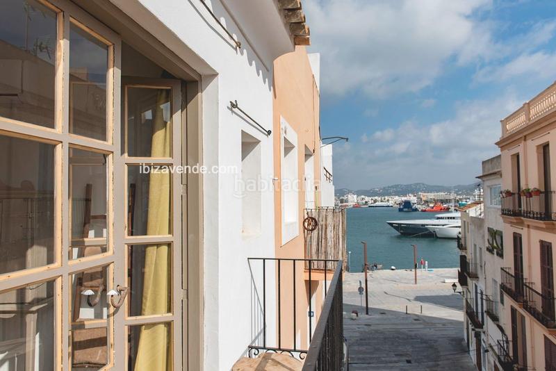 Foto 8c948ed2-fb81-44b2-9562-9d5aed5cea7d. Lloguer dúplex amb calefacció a Dalt Vila-La Marina Ibiza