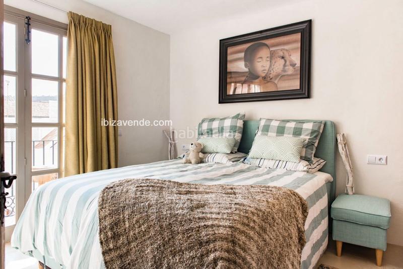 Foto 012c7d1d-f0c8-4bd7-909c-a7a2a44750c1. Miete zweistöckige wohnung mit heizung in Dalt Vila-La Marina Ibiza