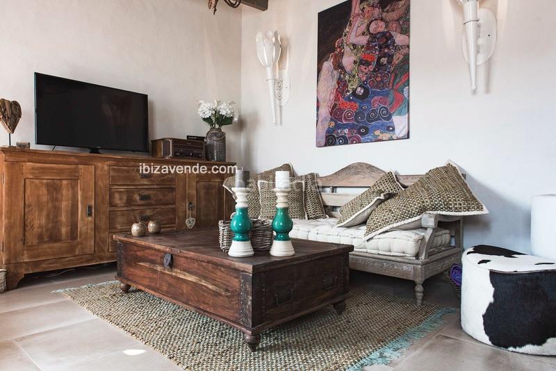 Foto 23d3f232-0755-4221-b563-6766cc4a5b41. Miete zweistöckige wohnung mit heizung in Dalt Vila-La Marina Ibiza