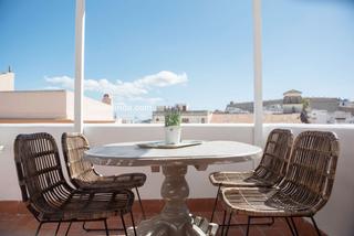 Miete Zweistöckige Wohnung  De castelar. Fantástico duplex en la marina con vistas a dalt vila