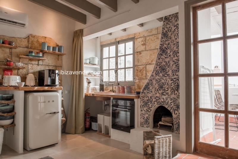 Foto 844e5e83-eb32-4e87-9c5c-df051f30883c. Miete zweistöckige wohnung mit heizung in Dalt Vila-La Marina Ibiza