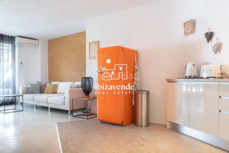 Foto 0653aada-0406-423d-893d-5b5cc84df2e1. Alquiler piso fantástico piso moderno en marina botafoch alquiler invierno en Ibiza