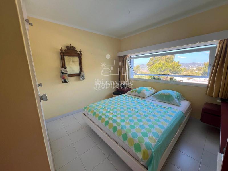 Foto c2d89ef4-5c06-426b-bc11-30d1f153e387. Piso atico en Can Furnet con terraza y jardín privado. en Santa Eulària