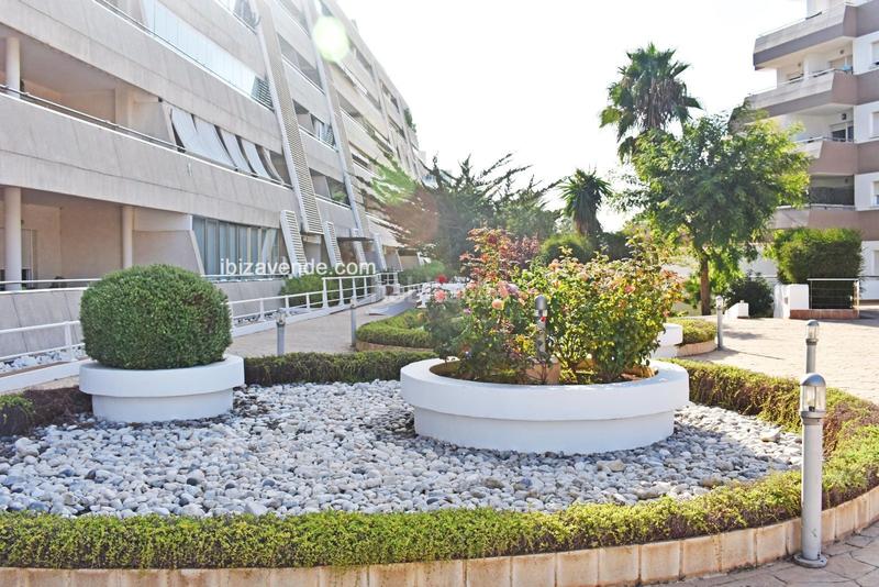 Foto f2760cb5-e31c-41ef-8431-713f8f5f4064. Appartamento con riscaldamento parcheggio piscina in Ibiza