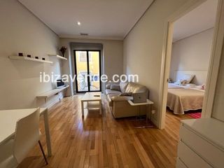 Affitto Appartamento in Augusto figueroa 17. Precioso piso nuevo en chueca, centro de madrid.