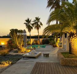 Casa  Carrer canyer vell. Impresionante casa en cala tarida