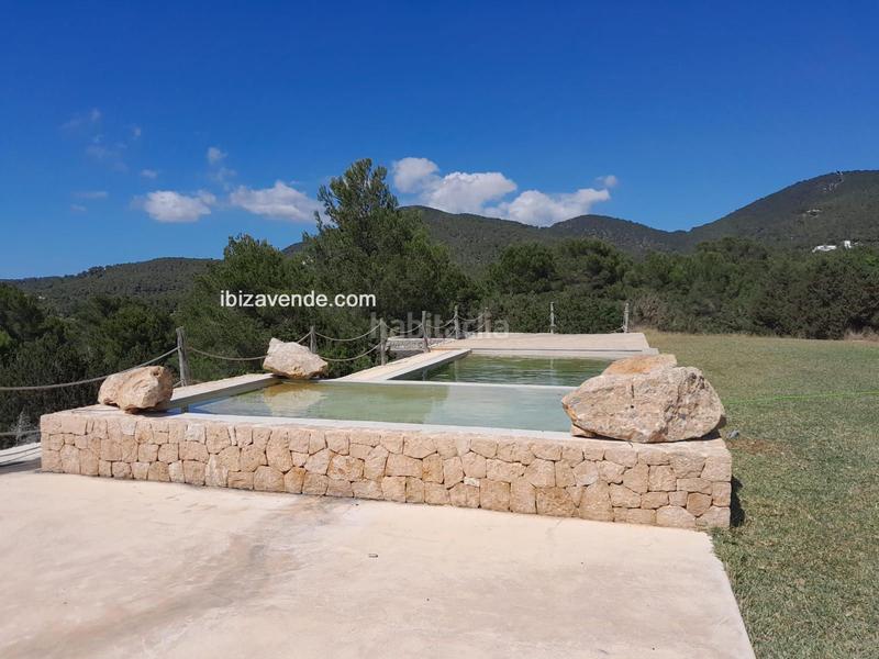 Foto 5a857062-84d4-4a57-8321-027def193aa4. Xalet amb calefacció aparcament piscina a Es Cubells Sant Josep de sa Talaia
