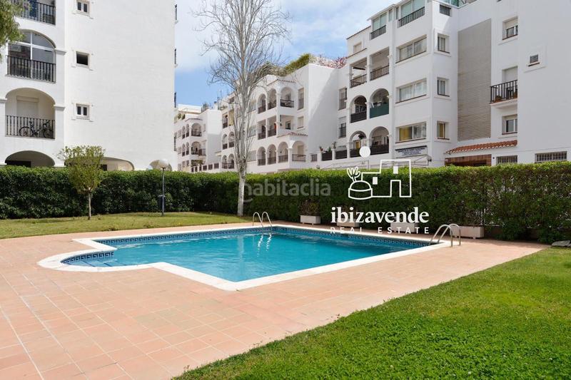 Foto 7f3edcdd-e1e5-4981-9e1d-f61552a39cf7. Piso maravilloso apartamento en edificio girasoles, marina botafoc, en Ibiza