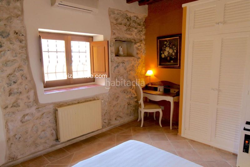 Foto c2b27e60-8370-437e-b76e-7db9edc57de0. Lloguer xalet amb calefacció aparcament piscina a Sant Josep de sa Talaia