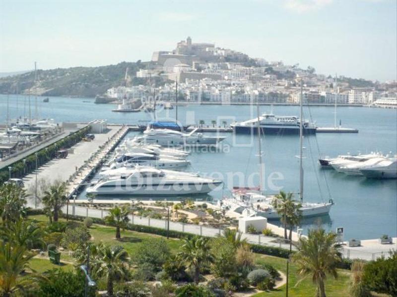 Foto 13b87176-1f6f-4706-8695-90339eafbcb7. Location appartement avec chauffage parking piscine dans Ibiza