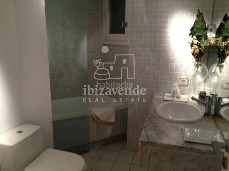 Foto 2979dbea-89c5-44df-8677-6001daba64bf. Rent flat with heating parking pool in Marina Botafoc-Talamanca Ibiza