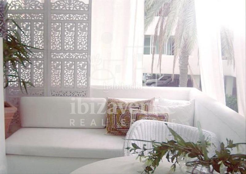 Foto 7712ccc0-2b12-4eae-b9f2-8345dc4a07f8. Rent flat with heating parking pool in Marina Botafoc-Talamanca Ibiza