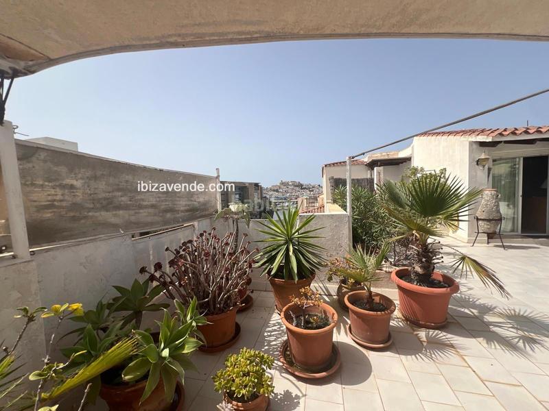 Foto 6e45dd59-9658-4d39-bc34-4318ddce1de0. Penthouse with parking pool in S´Eixample-Can Misses Ibiza