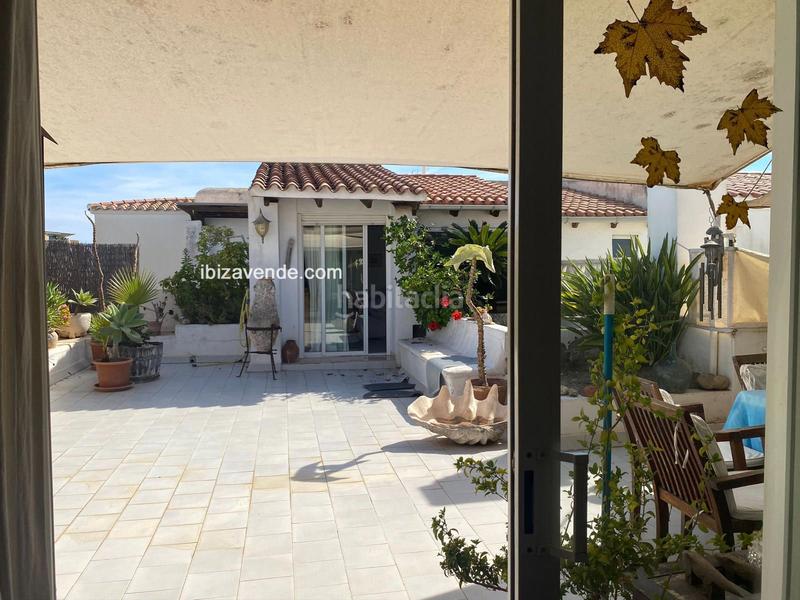 Foto fe80f7b3-61cb-4f84-86f2-7ac7dfbe735f. Penthouse with parking pool in S´Eixample-Can Misses Ibiza