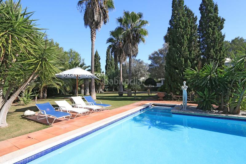 Foto 059b628e-2625-4287-8538-3e371f2a32d6. Maison avec chauffage parking piscine dans Santa Eulària des riu Santa Eulària