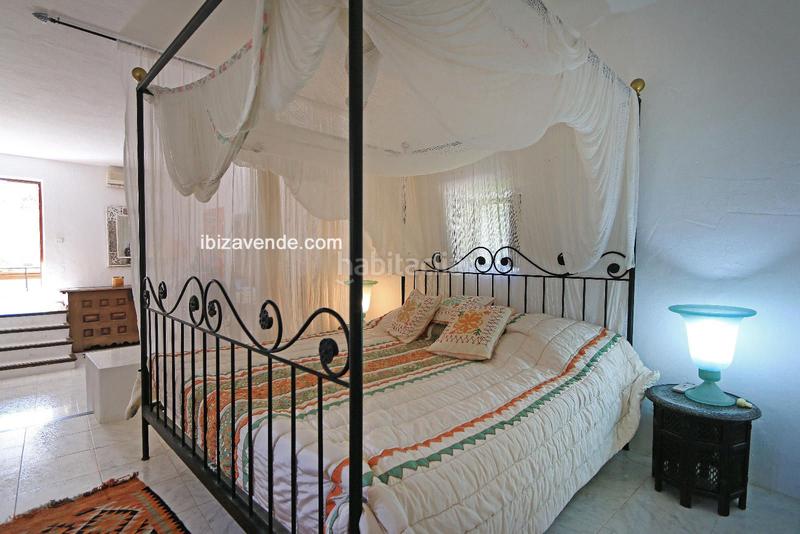 Foto 171e0a70-2c3a-4345-b868-27cf3fe766f9. Maison avec chauffage parking piscine dans Santa Eulària des riu Santa Eulària