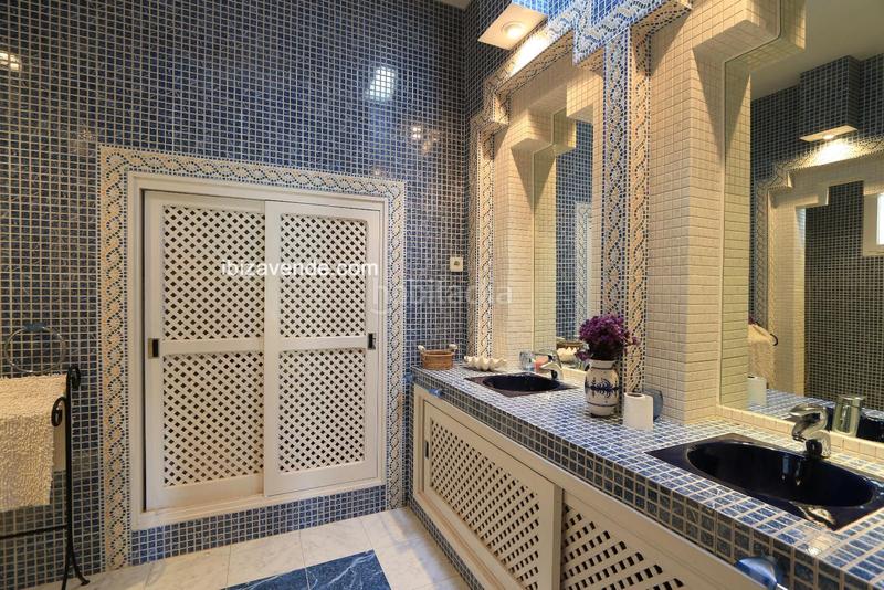 Foto a546653c-fd81-4492-ad0f-fb8ffa62411e. Maison avec chauffage parking piscine dans Santa Eulària des riu Santa Eulària