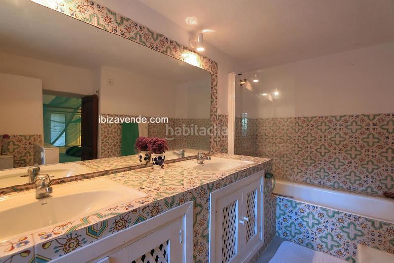 Foto f0c5c4c8-1f40-4fe3-b67f-41145979c030. Maison avec chauffage parking piscine dans Santa Eulària des riu Santa Eulària