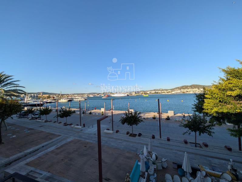 Foto 0bc4f5ac-92c0-4098-983b-8c1473df129b. Lloguer pis amb calefacció a Dalt Vila-La Marina Ibiza