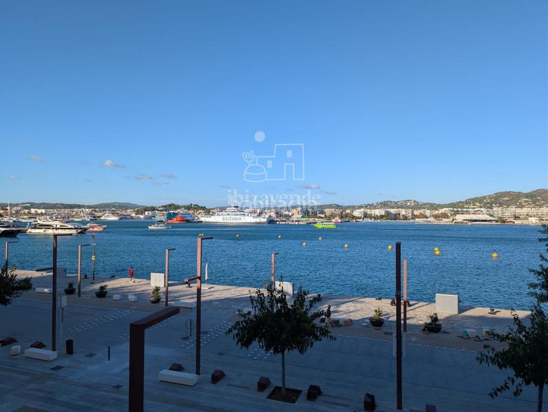 Foto 505652d1-da54-46bb-b505-443580a7d97d. Lloguer pis amb calefacció a Dalt Vila-La Marina Ibiza