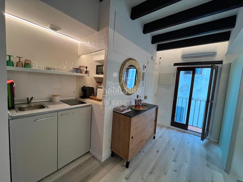 Foto 8cdc2ccd-5132-44d0-9439-5fe22bc2c999. Miete etagenwohnung mit heizung in Dalt Vila-La Marina Ibiza