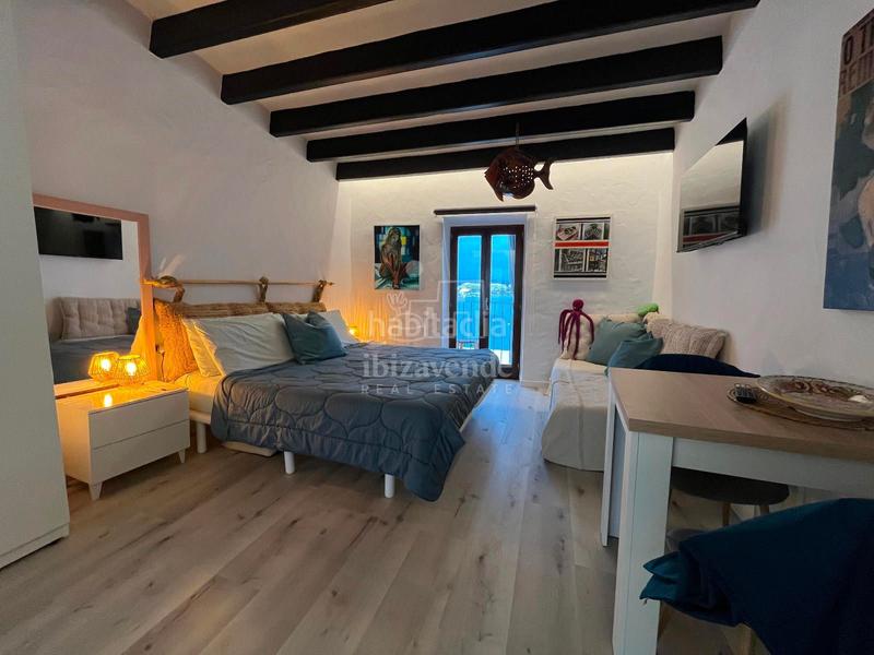 Foto a28c1532-d14e-47bf-9cf4-afde1599a4b5. Miete etagenwohnung mit heizung in Dalt Vila-La Marina Ibiza