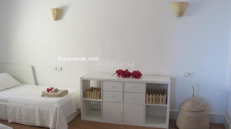 Foto b3a563cf-91ee-46da-b532-40ff53ff5448. Rent flat with pool in Santa Eulària des riu Santa Eulària