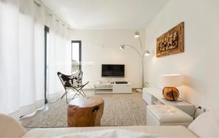 Miete Etagenwohnung  Josep plá. Moderno apartamento con 3 habitaciones en talamanca.