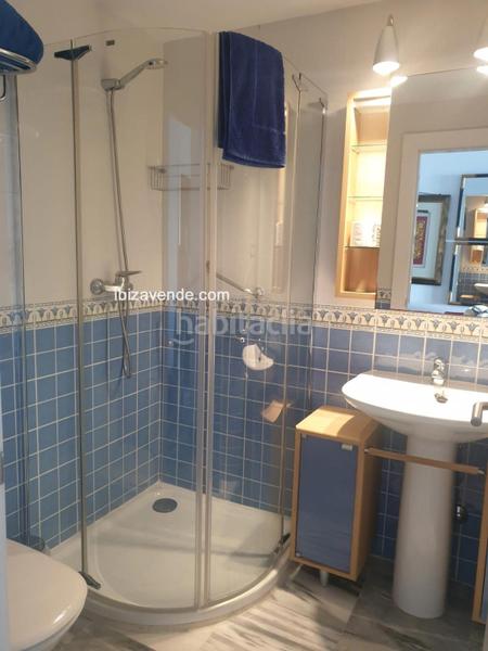 Foto 54ba8fd2-5bc9-4fce-8d57-d36636eff8db. Rent flat with heating parking pool in Sant Carles Santa Eulària