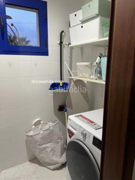 Foto 4dafddeb-d4c3-4d1e-9e06-9e37bd65e3f7. Location appartement avec parking dans Marina Botafoc-Talamanca Ibiza