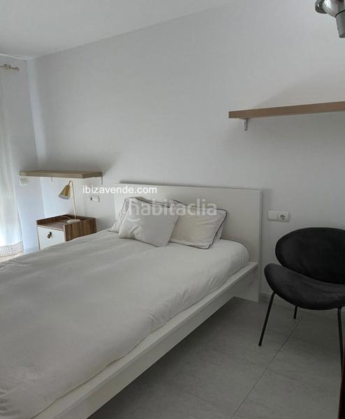 Foto df67988b-5152-48a3-b3c6-3573ddcf93ae. Miete etagenwohnung mit parking in Marina Botafoc-Talamanca Ibiza