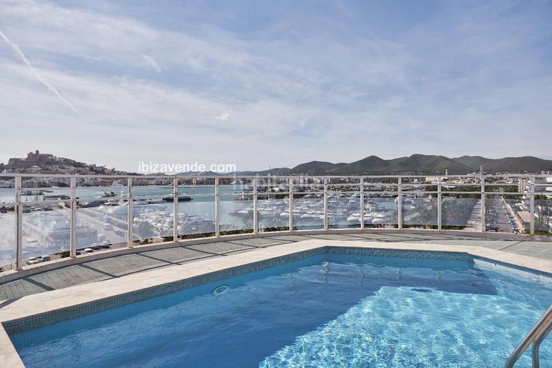 Foto 8711c7b5-f28a-44d7-82fc-1b40b304ca3d. Lloguer pis amb calefacció aparcament piscina a Marina Botafoc-Talamanca Ibiza