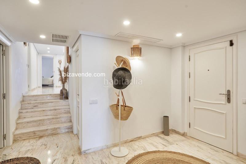 Foto 23d2b46f-cb06-475a-b2e7-8cbcc45185ee. Rent flat with heating parking pool in Marina Botafoc-Talamanca Ibiza