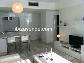 Affitto Appartamento in 8 de agosto 9. Bonito apartamento en botafoc invierno.