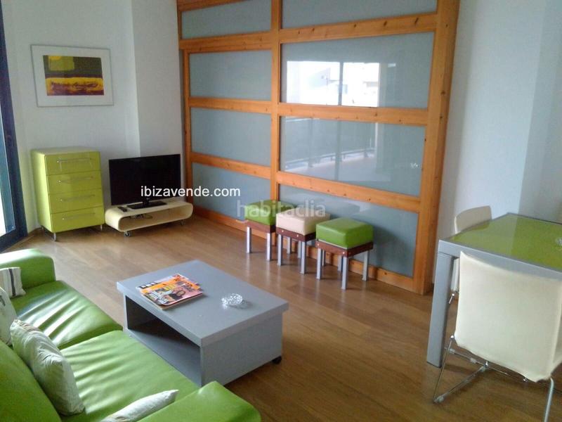 Foto 98f94eb2-693e-4a54-b9f8-aa6203cf4fe1. Alquiler piso moderno piso en botafoc en el edificio avante en Ibiza