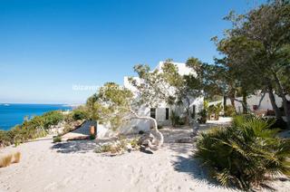 Lloguer Xalet a Cala Vedella-Cala Tarida. Espectacular casa en cala moli