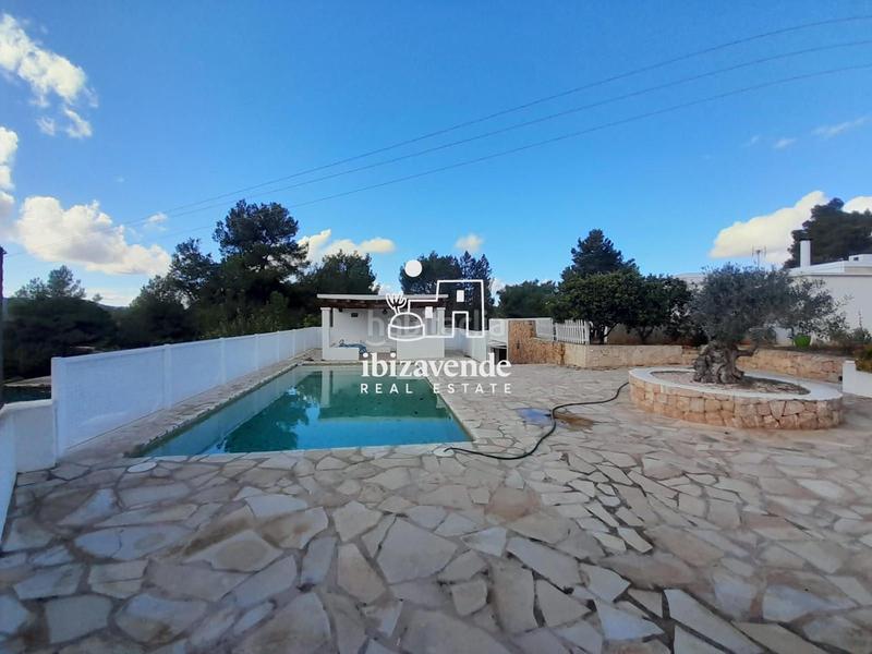 Foto 61f9ad48-999e-46cd-91fa-6d881a006cd1. Xalet amb calefacció aparcament piscina a Santa Eulària des riu Santa Eulària