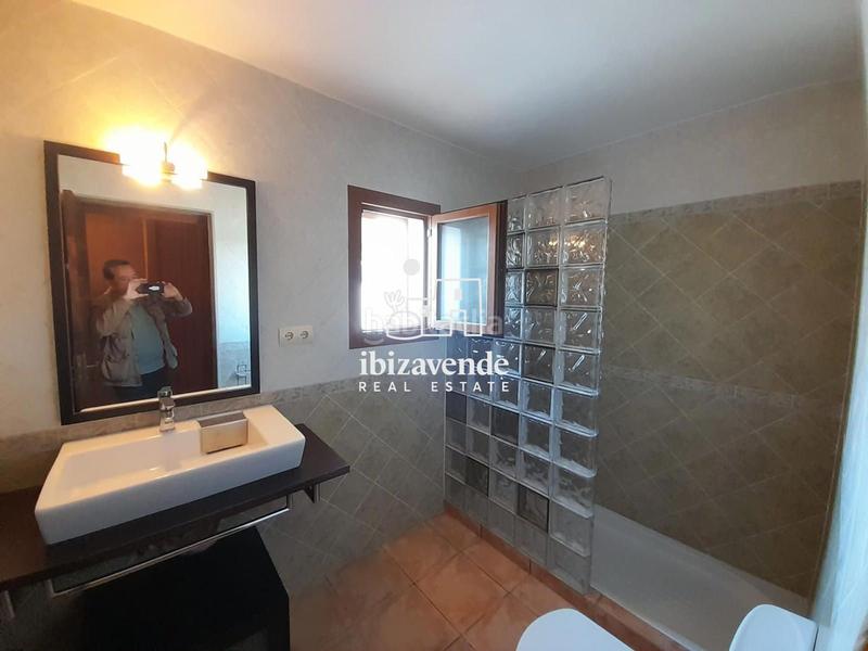 Foto 9eee6e34-8bbd-40f5-9215-c810bee4868e. Xalet amb calefacció aparcament piscina a Santa Eulària des riu Santa Eulària